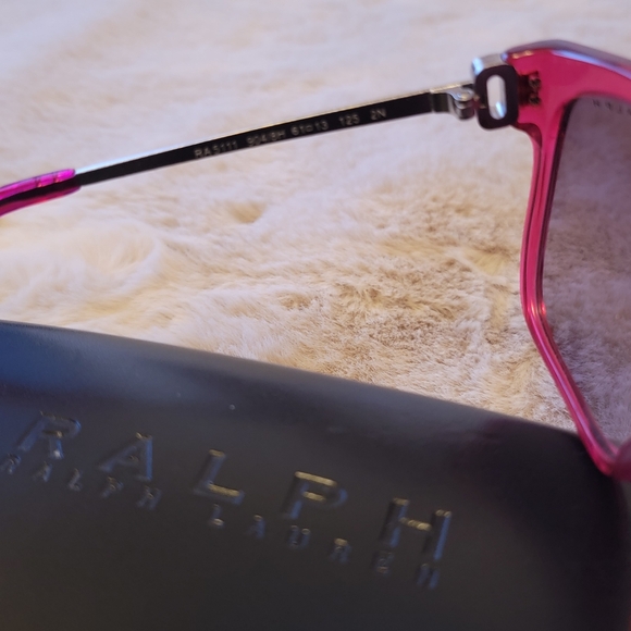 Ralph Lauren Pink sunglasses - Picture 5 of 8